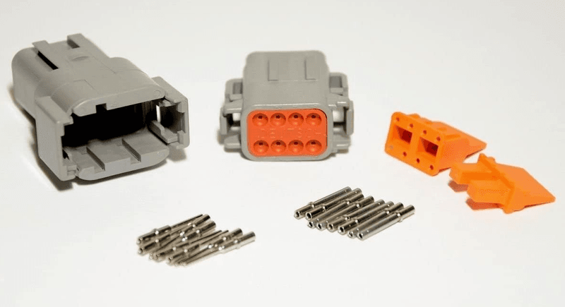 DT Deutsch 1x Kontaktsett 8-Pins